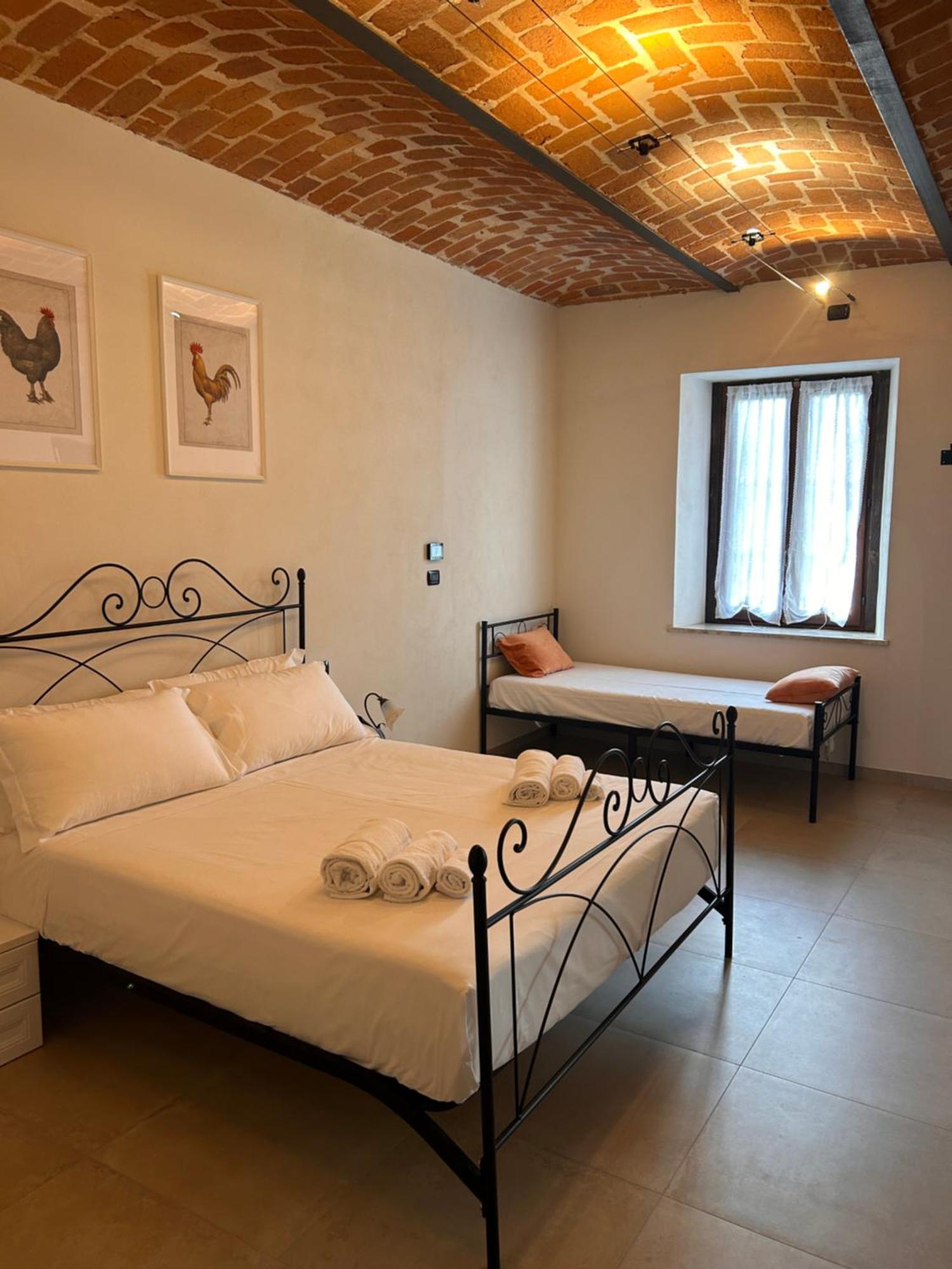 Tenuta Agricola La Cava- Cantina E Agriturismo San Damiano dʼAsti Exteriér fotografie
