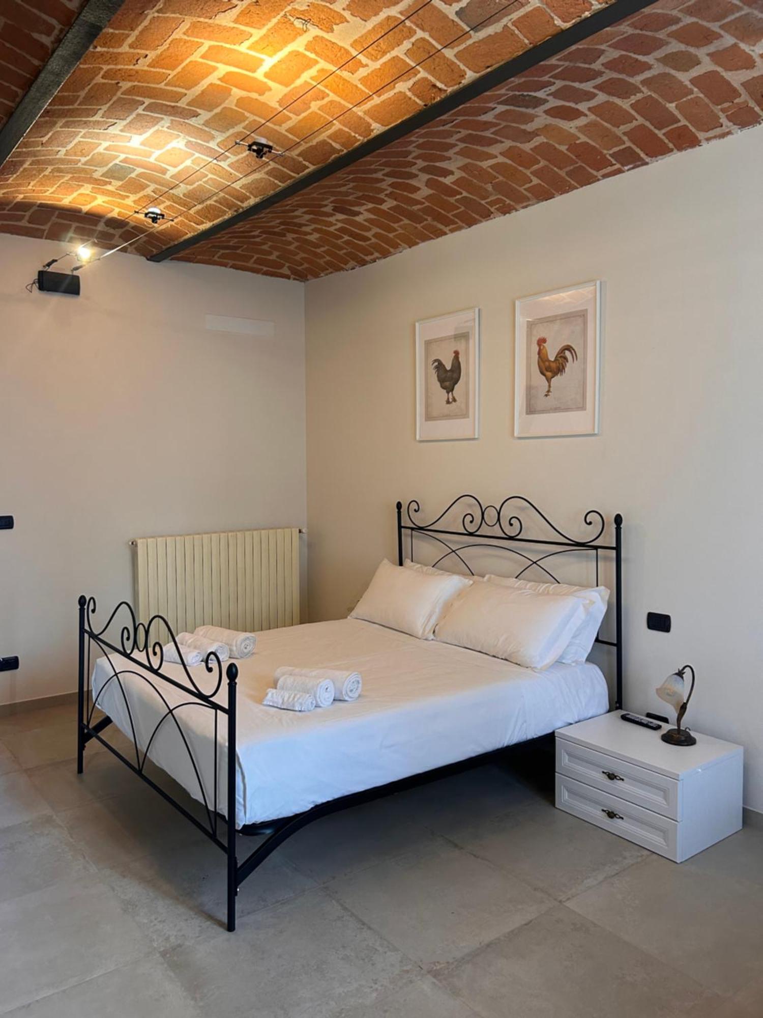 Tenuta Agricola La Cava- Cantina E Agriturismo San Damiano dʼAsti Exteriér fotografie