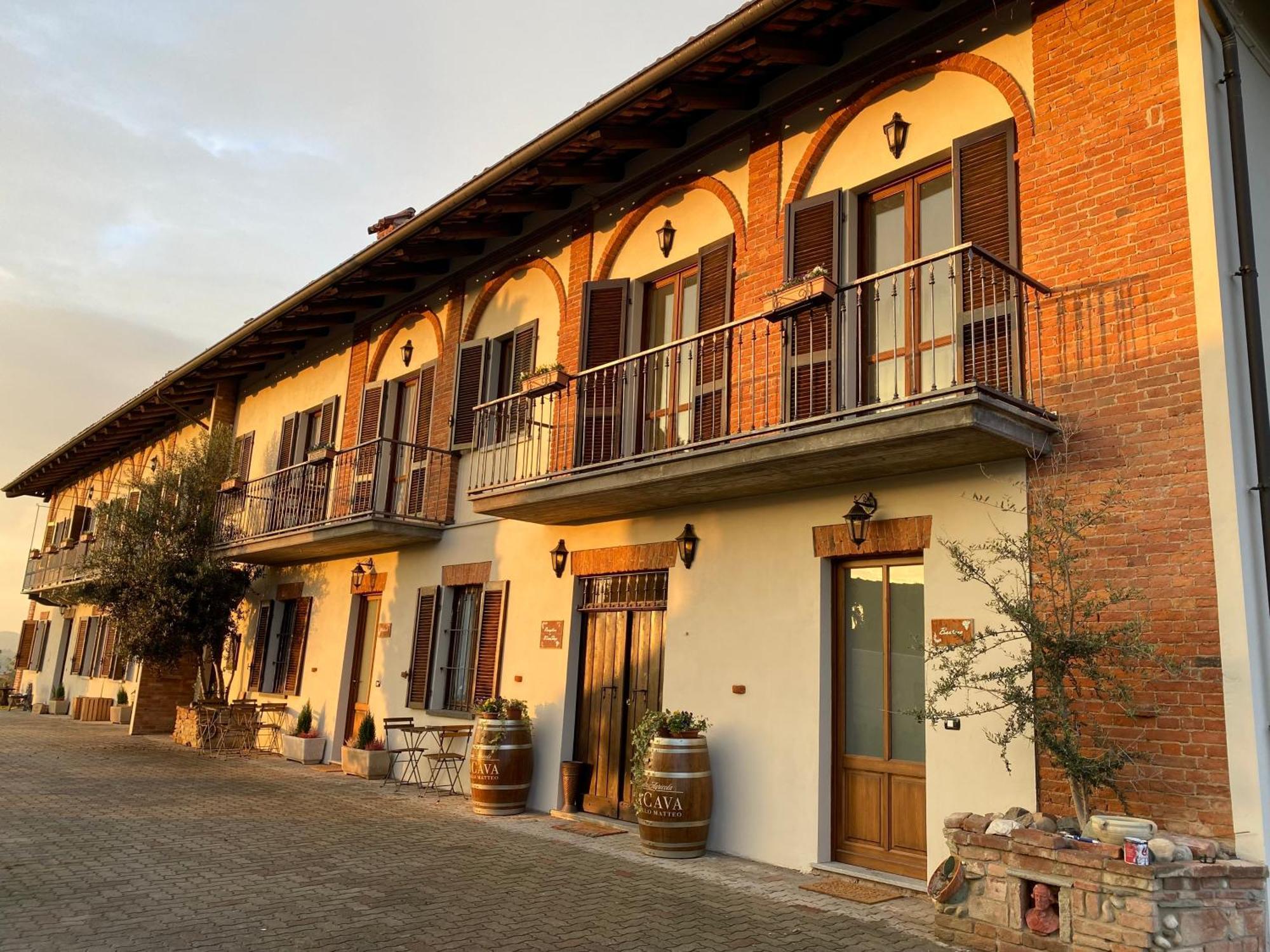 Tenuta Agricola La Cava- Cantina E Agriturismo San Damiano dʼAsti Exteriér fotografie