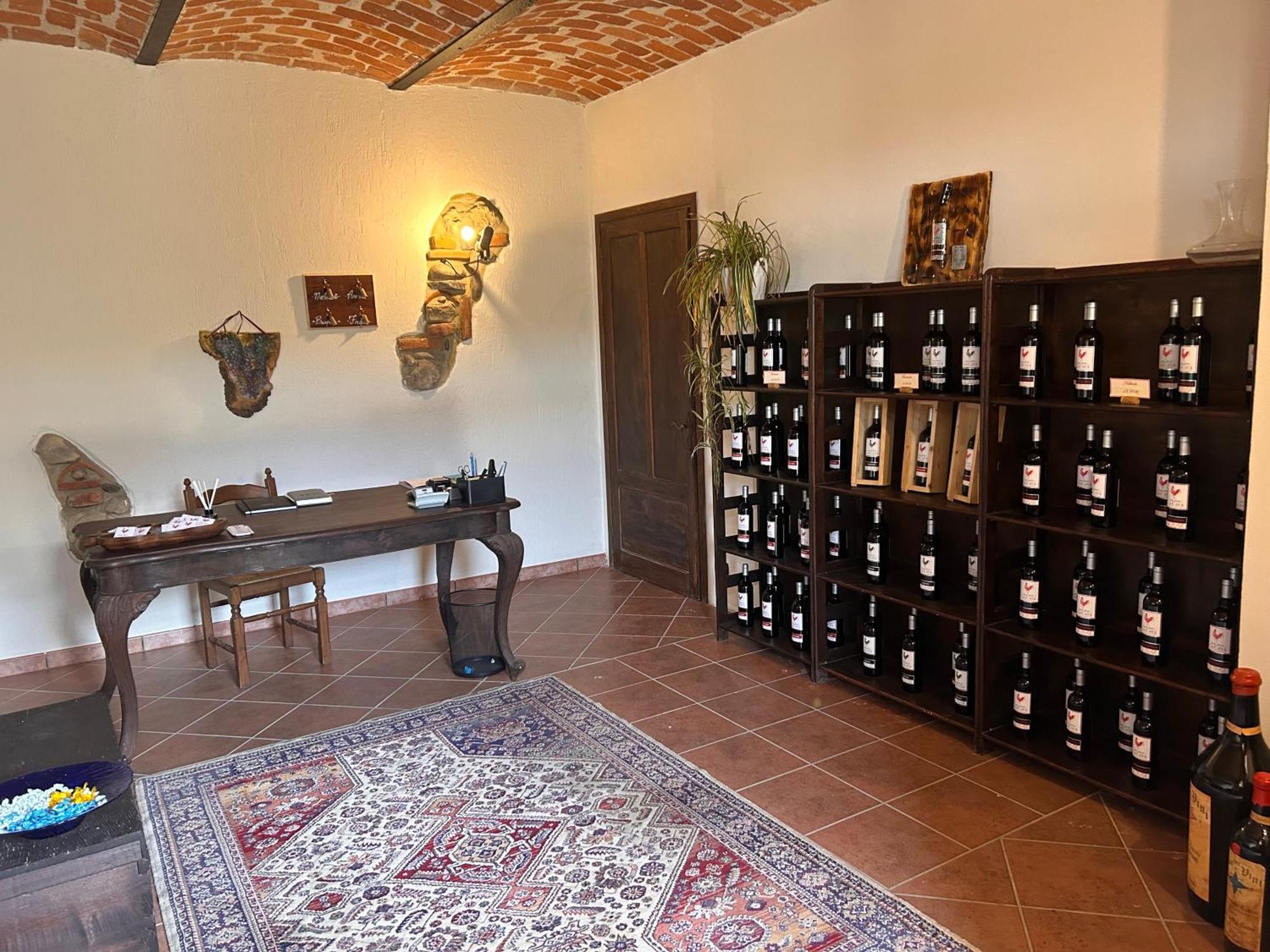Tenuta Agricola La Cava- Cantina E Agriturismo San Damiano dʼAsti Exteriér fotografie
